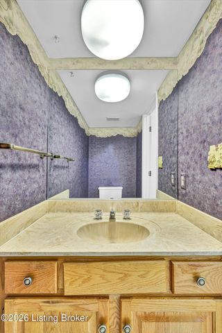 107 Shelby Pointe Dr, Louisville, KY 40223