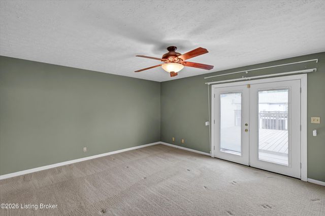 107 Shelby Pointe Dr, Louisville, KY 40223