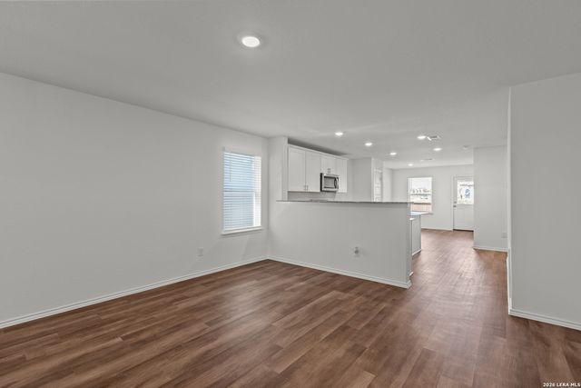 971 Bluegrass Pt, New Braunfels, TX 78130