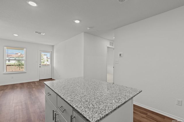 971 Bluegrass Pt, New Braunfels, TX 78130