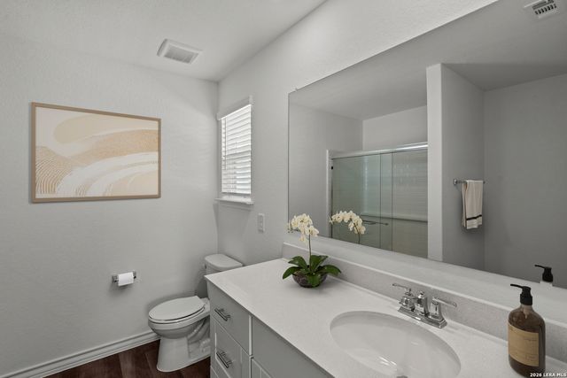 971 Bluegrass Pt, New Braunfels, TX 78130