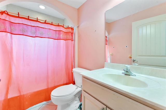 534 SW Halifax Avenue, Port St. Lucie, FL 34953