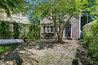 2 Lasalle Place, Newport, RI 02840