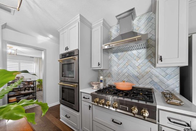 3918 Fry Avenue, Tyler, TX 75701