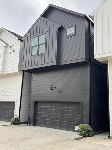 2705 Oakwood Crest Lane, Houston, TX 77018