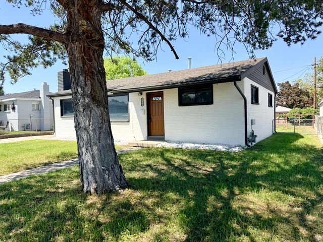 4594 W 5295 S, Kearns, UT 84118