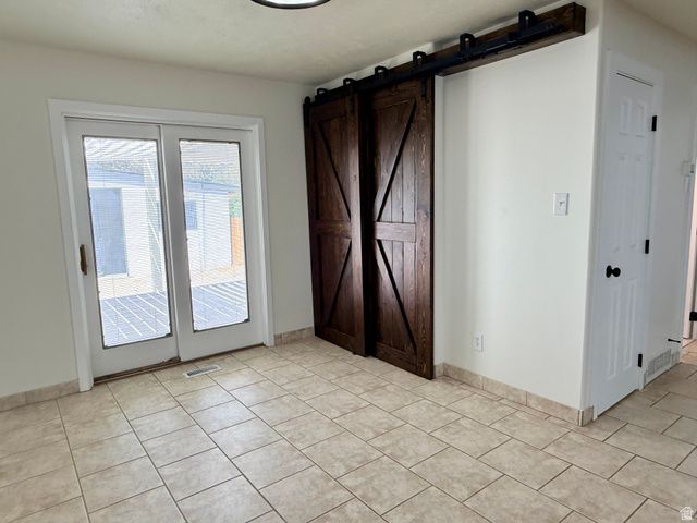 4594 W 5295 S, Kearns, UT 84118