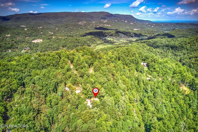 2439 Woodside Lane, Sevierville, TN 37862