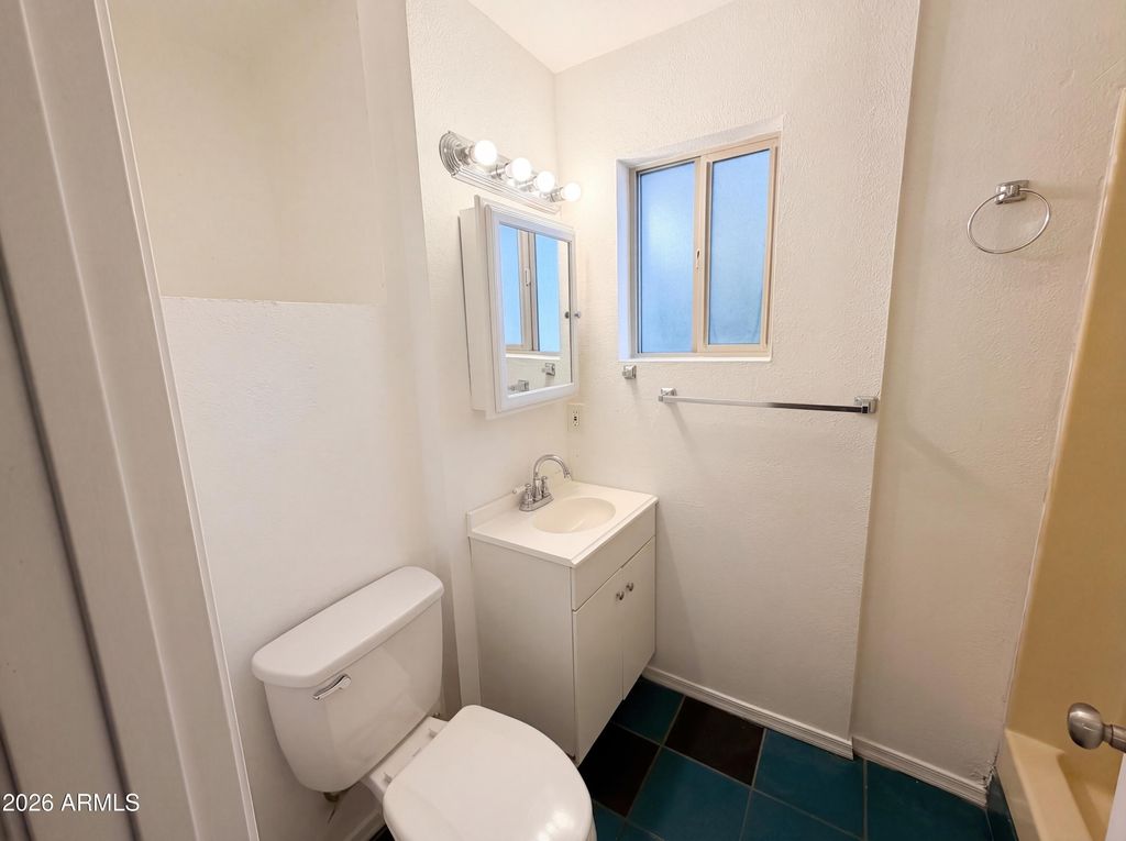 Image 11 of property listing at 1218 S JEAN ELIZABETH Place, Avondale, AZ 85323