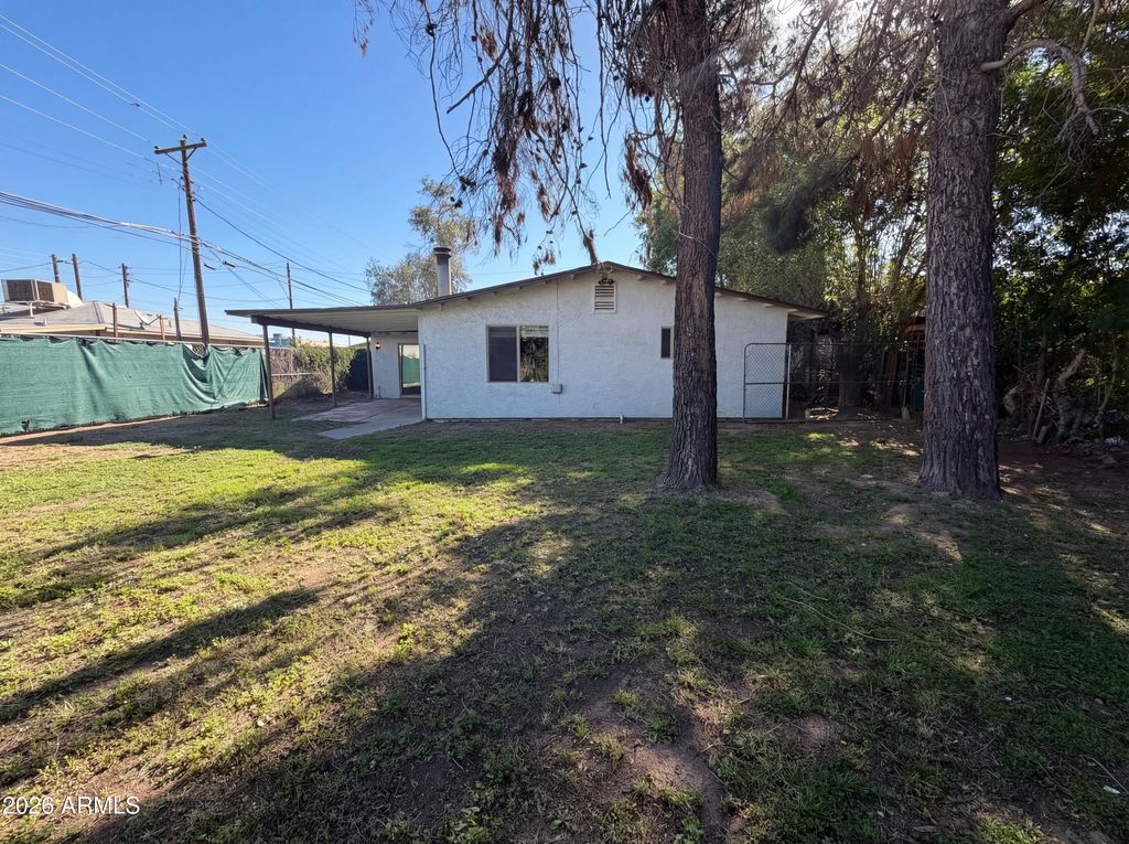 Image 5 of property listing at 1218 S JEAN ELIZABETH Place, Avondale, AZ 85323