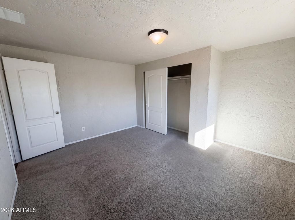 Image 7 of property listing at 1218 S JEAN ELIZABETH Place, Avondale, AZ 85323
