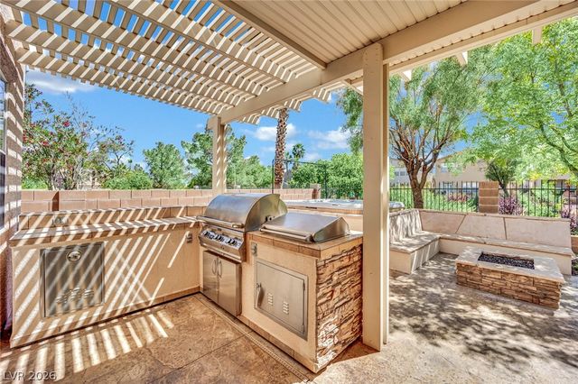 10738 Palliser Bay Drive, Las Vegas, NV 89141