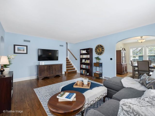 3147 Cleveland Avenue, Brookfield, IL 60513