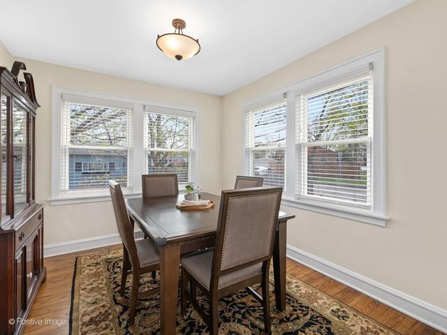 3147 Cleveland Avenue, Brookfield, IL 60513