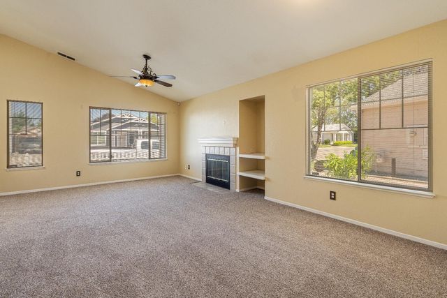 7856 Crestleigh Ct, Antelope, CA 95843