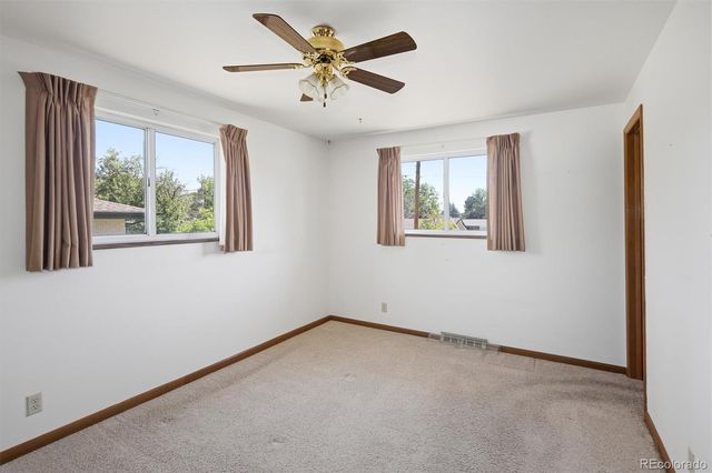 1530 S Estes Street, Lakewood, CO 80232