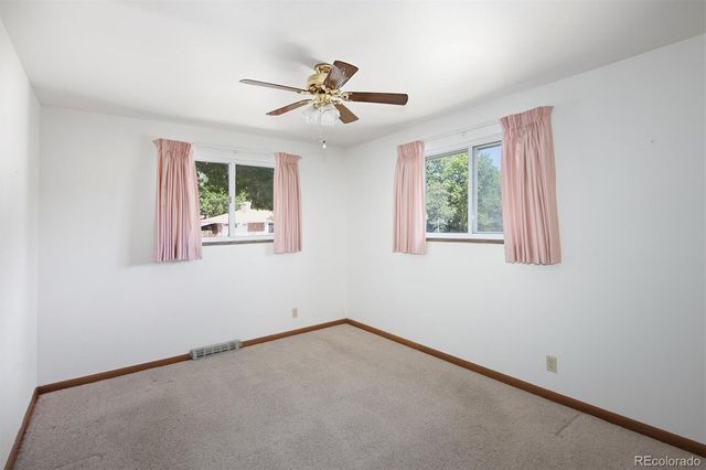 1530 S Estes Street, Lakewood, CO 80232