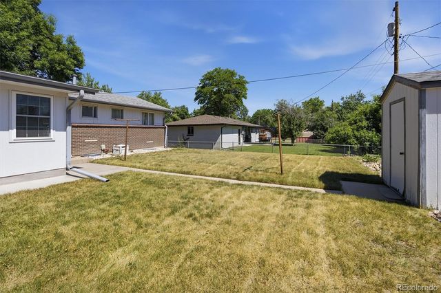 1530 S Estes Street, Lakewood, CO 80232