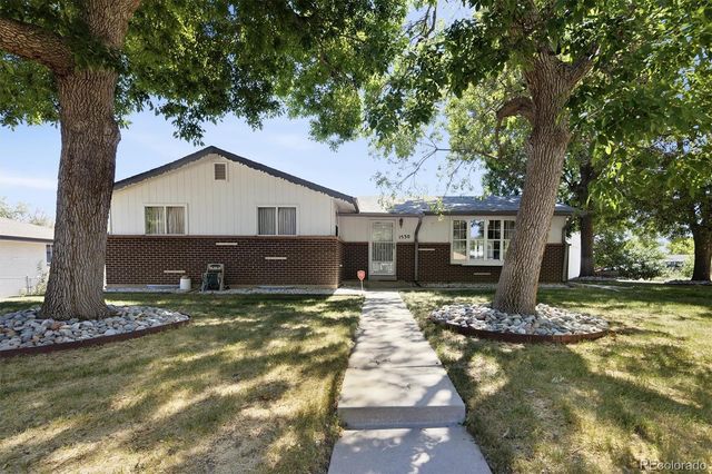 1530 S Estes Street, Lakewood, CO 80232