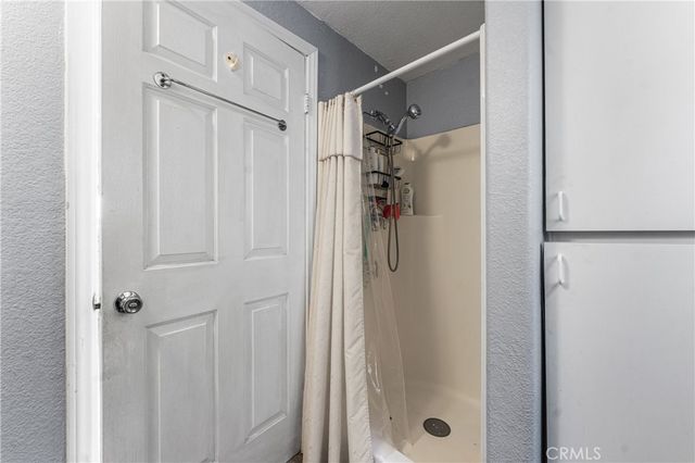 8825 Willis Ave Unit 5, Panorama City, CA 91402