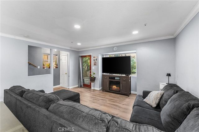 8825 Willis Ave Unit 5, Panorama City, CA 91402