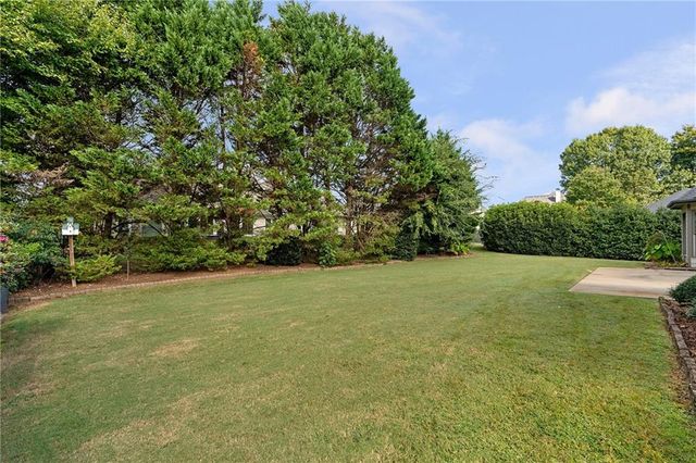 7095 Grassmoor Grange Way, Cumming, GA 30040