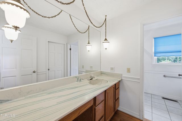 121 Hope Drive, Gate City, VA 24251
