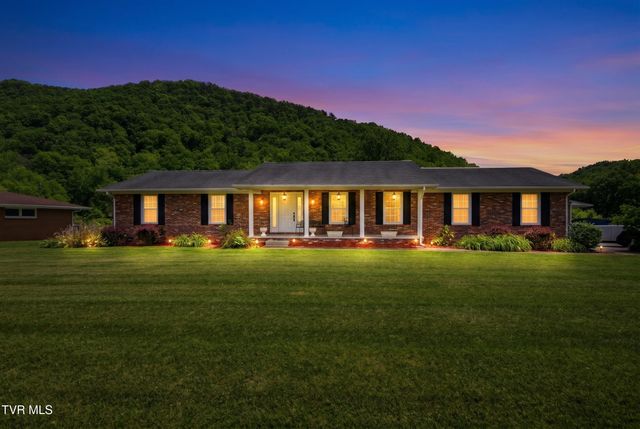 121 Hope Drive, Gate City, VA 24251
