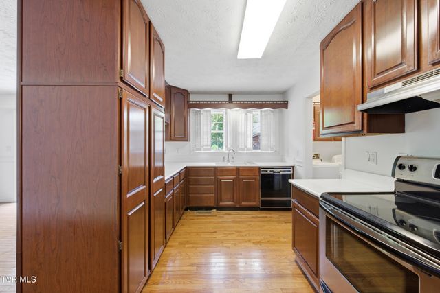 121 Hope Drive, Gate City, VA 24251