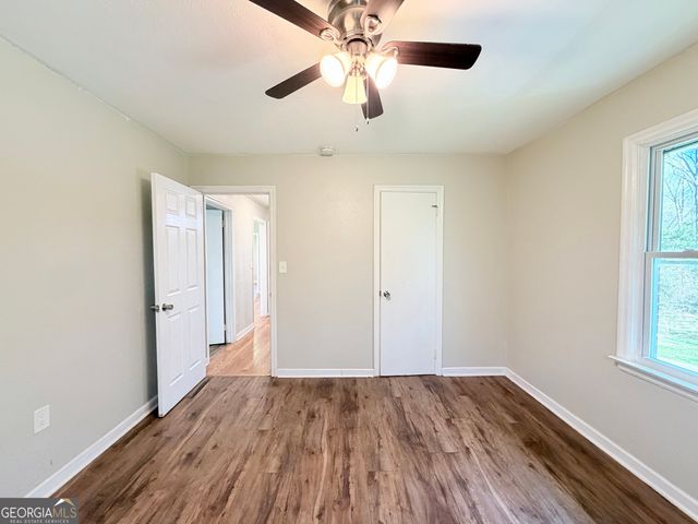 73 Cade Street, Hartwell, GA 30643