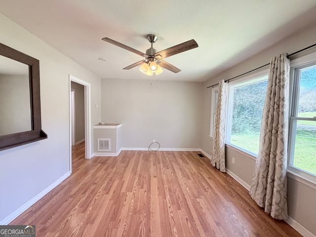 73 Cade Street, Hartwell, GA 30643