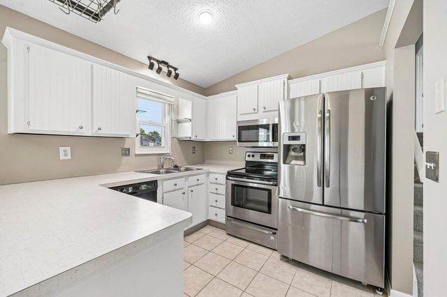 5912 Honbury Court, Dublin, OH 43017