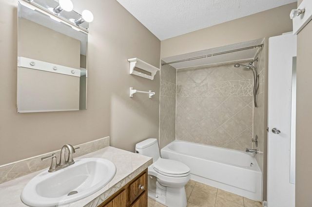 5912 Honbury Court, Dublin, OH 43017