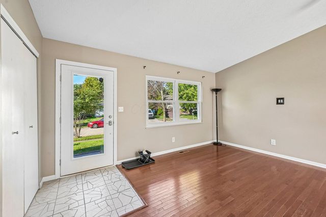 5912 Honbury Court, Dublin, OH 43017