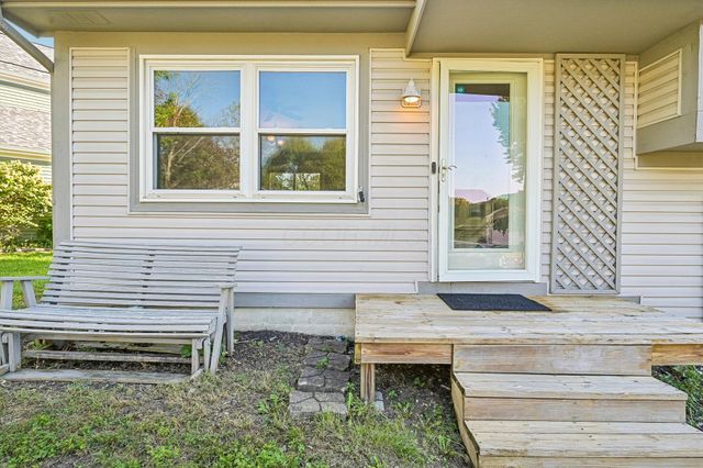 5912 Honbury Court, Dublin, OH 43017