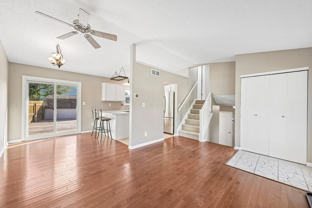 5912 Honbury Court, Dublin, OH 43017
