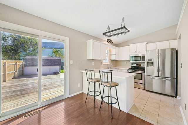 5912 Honbury Court, Dublin, OH 43017