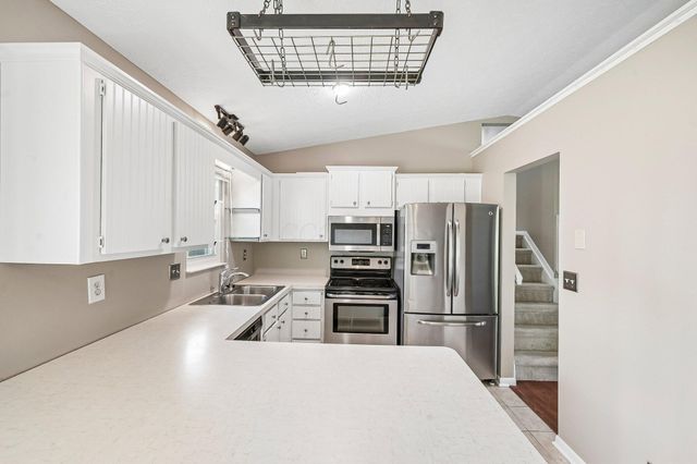 5912 Honbury Court, Dublin, OH 43017