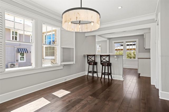 800 18TH AVENUE N, St Petersburg, FL 33704