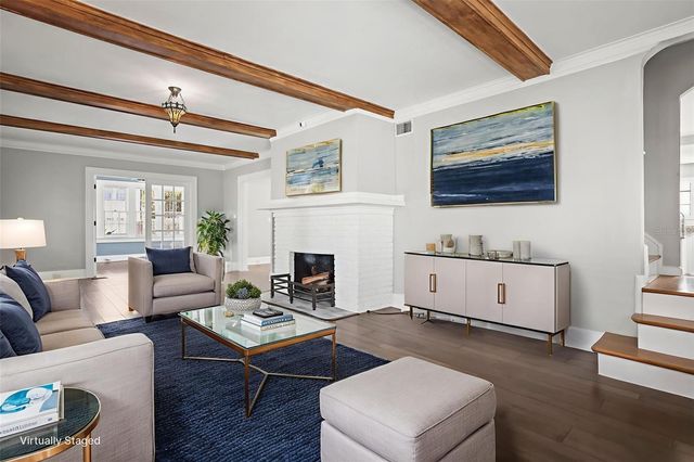 800 18TH AVENUE N, St Petersburg, FL 33704