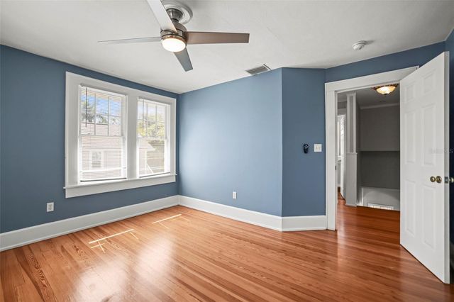 800 18TH AVENUE N, St Petersburg, FL 33704