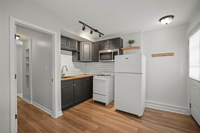 800 18TH AVENUE N, St Petersburg, FL 33704