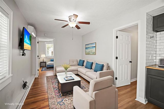 800 18TH AVENUE N, St Petersburg, FL 33704