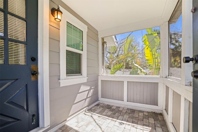 800 18TH AVENUE N, St Petersburg, FL 33704