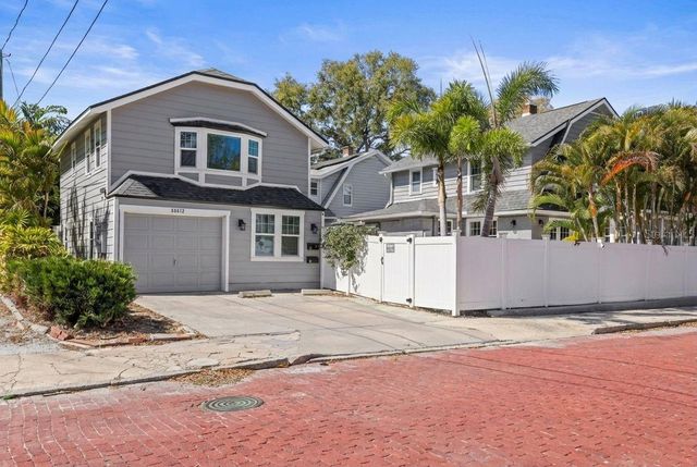 800 18TH AVENUE N, St Petersburg, FL 33704