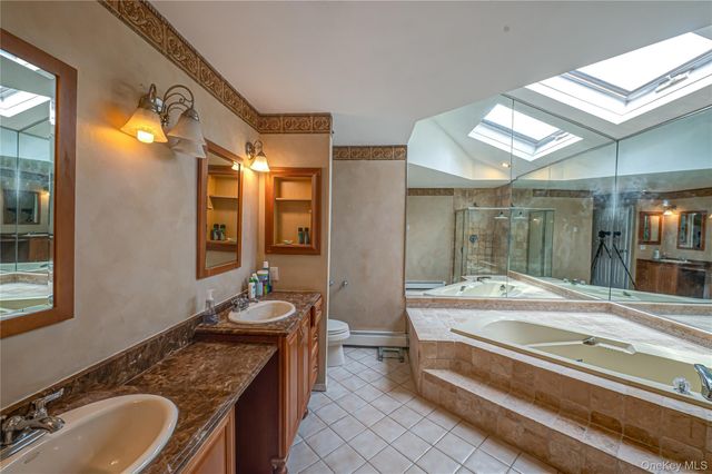 19 Tamara Court, Melville, NY 11747