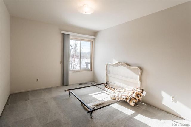 1997 Klingensmith Road 55, Bloomfield Hills, MI 48302