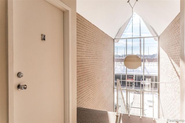 1997 Klingensmith Road 55, Bloomfield Hills, MI 48302