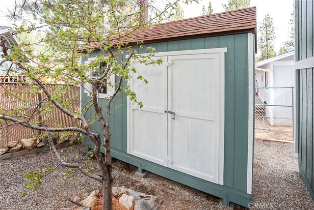 427 Dorset, Big Bear City, CA 92314