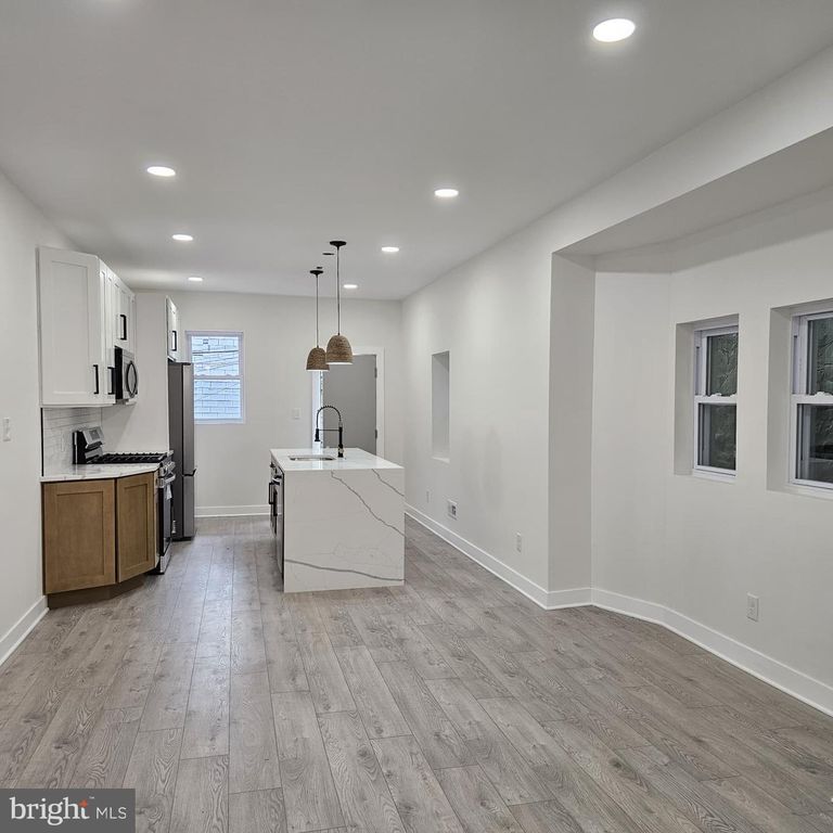 441 COBBS CREEK PKWY, Philadelphia, PA 19143 — photo 3